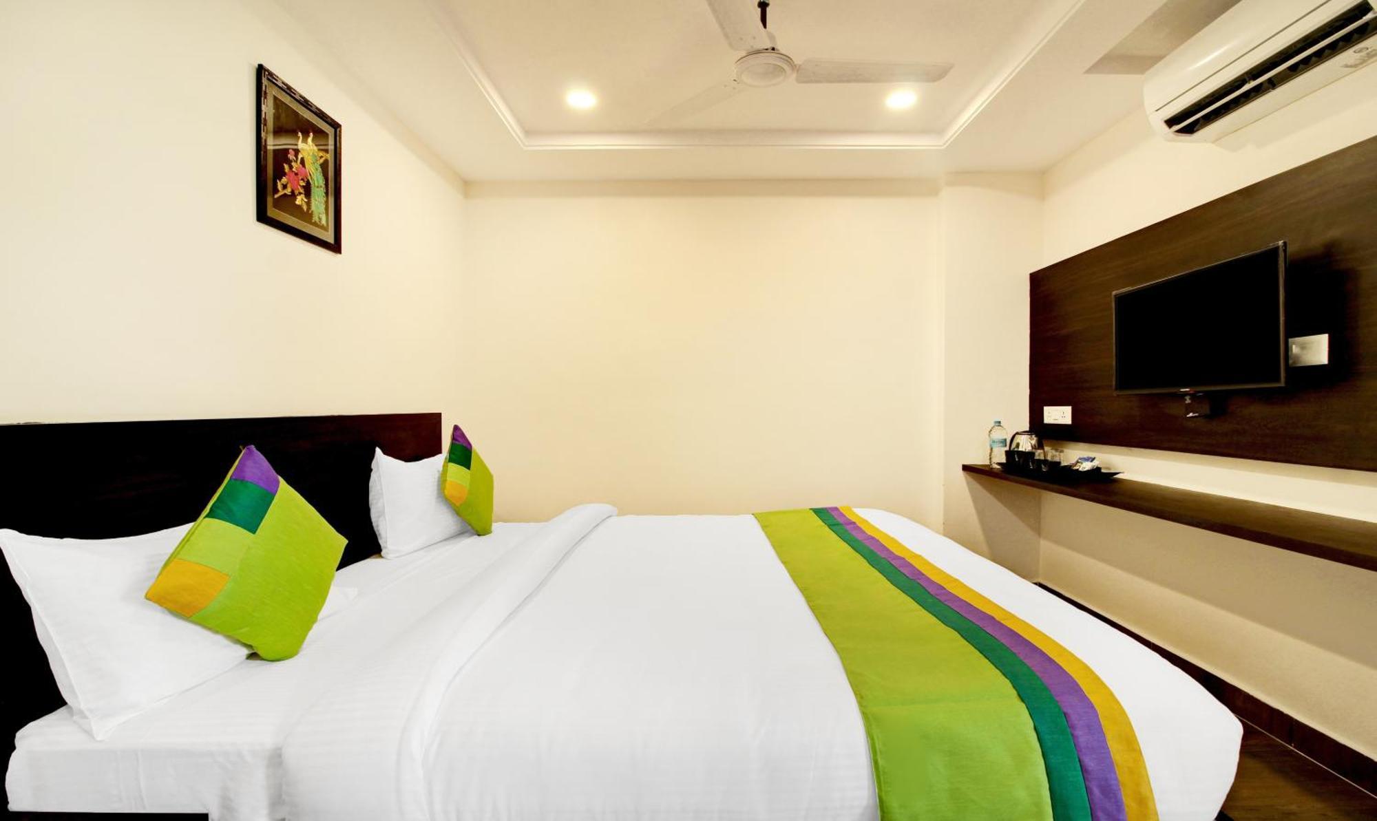Treebo Excella Hotel Visakhapatnam Buitenkant foto