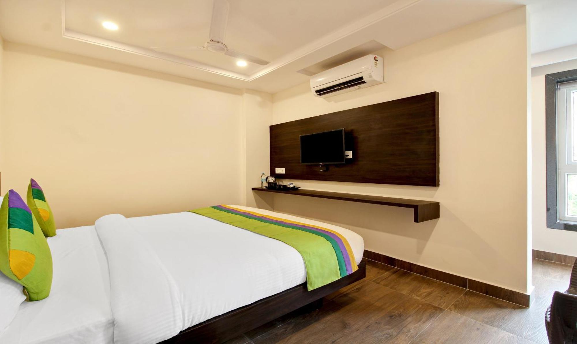 Treebo Excella Hotel Visakhapatnam Buitenkant foto