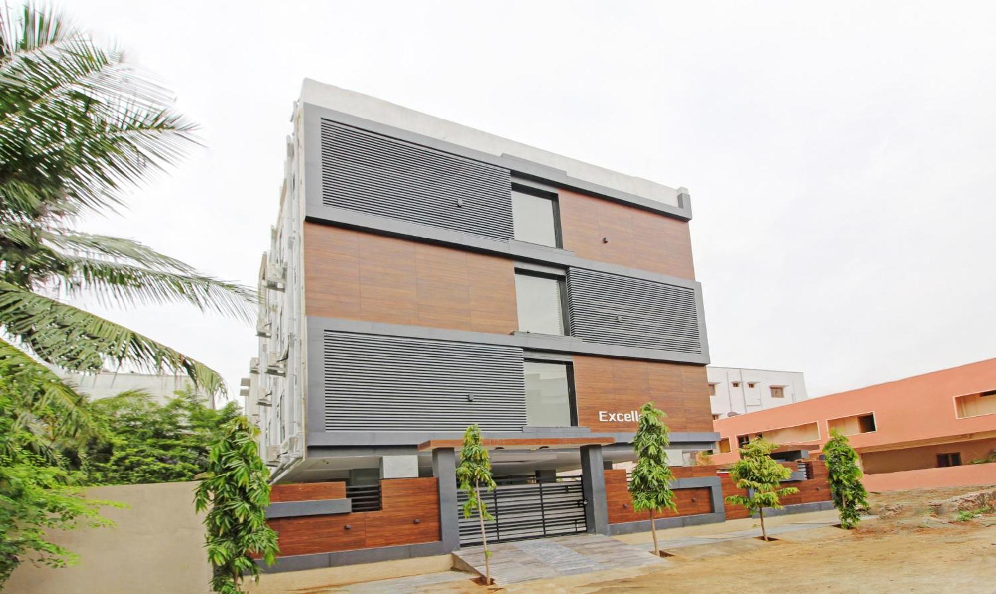 Treebo Excella Hotel Visakhapatnam Buitenkant foto