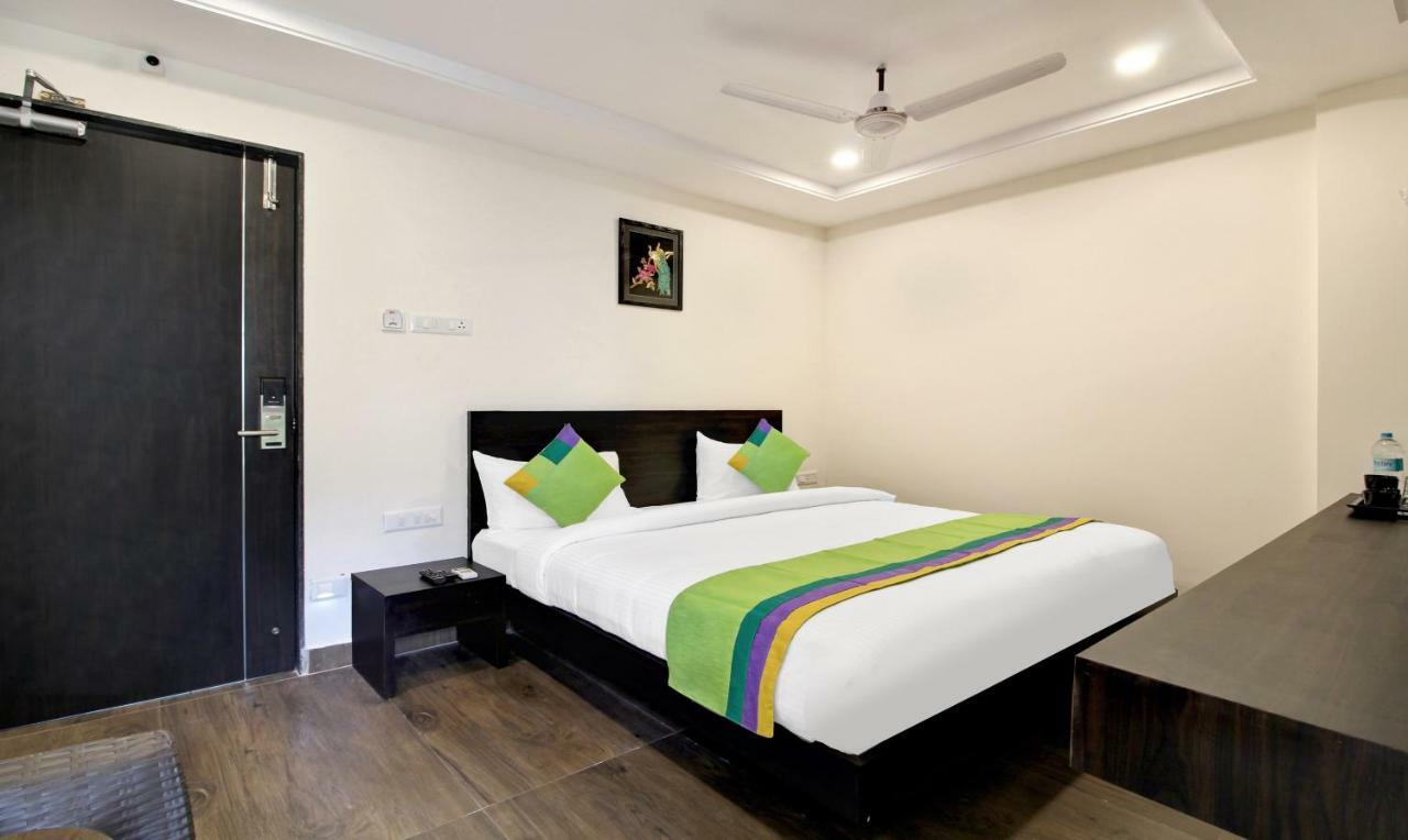 Treebo Excella Hotel Visakhapatnam Buitenkant foto